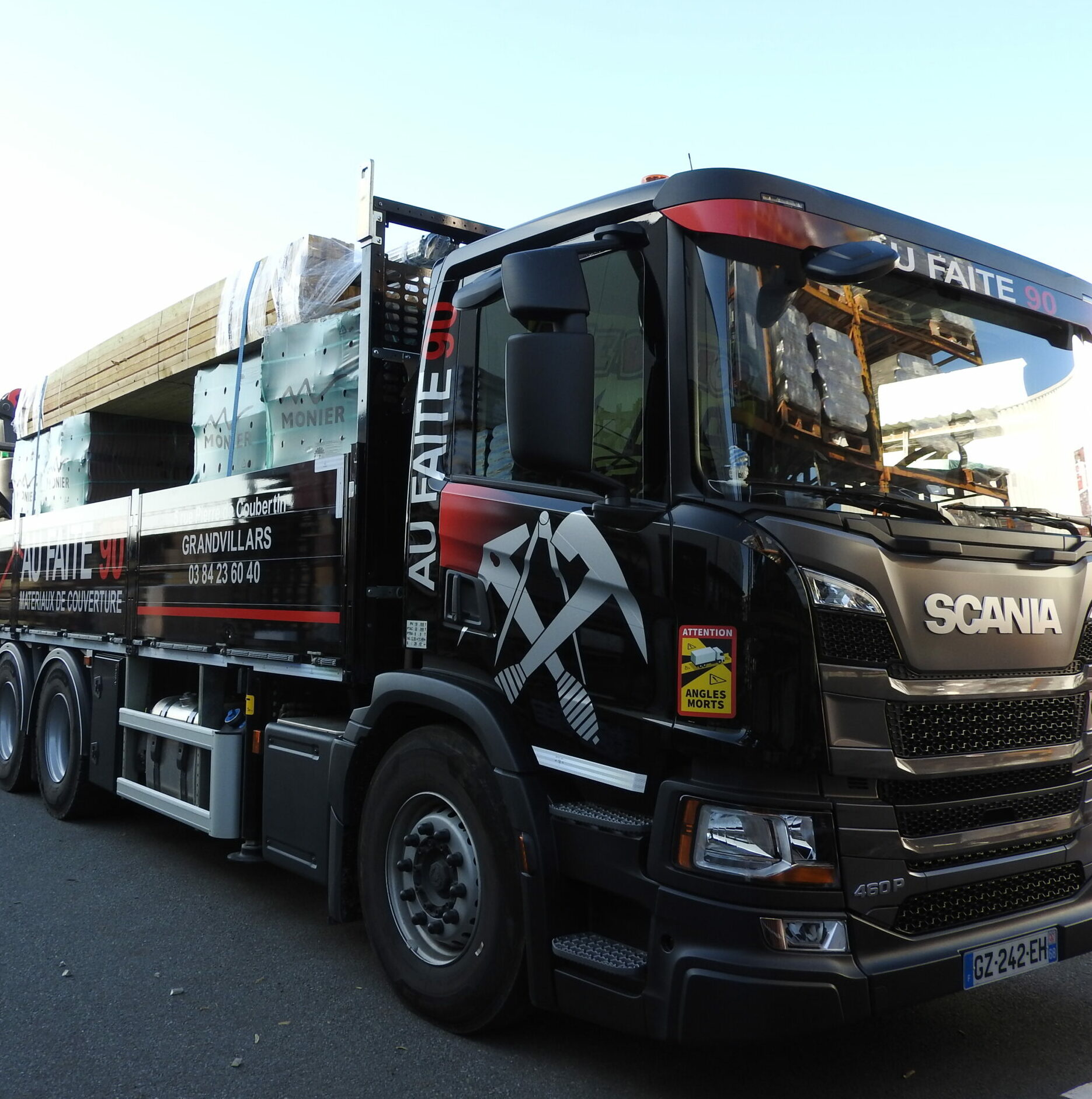 CAMION DE LIVRAISON